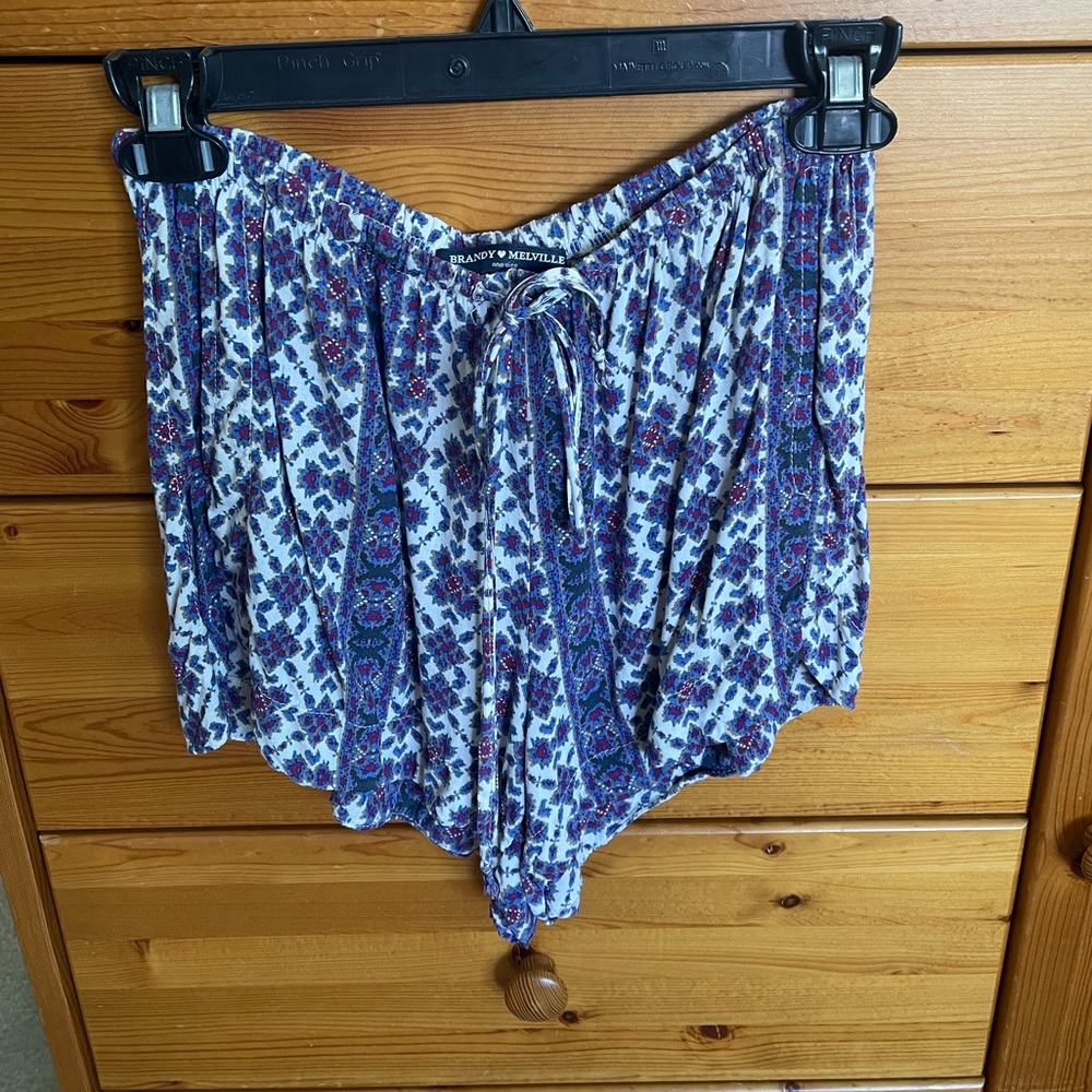 Brandy Melville shorts one size